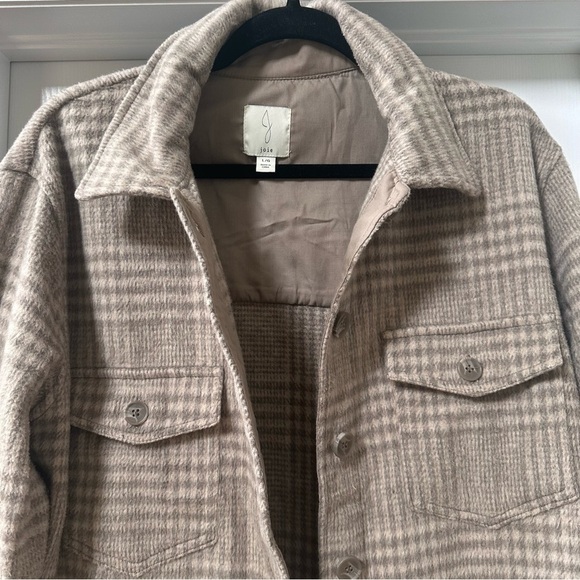 Joie Boyfriend Plaid Shacket Shirt Jacket‎ Tan Size Large - Picture 3 of 10